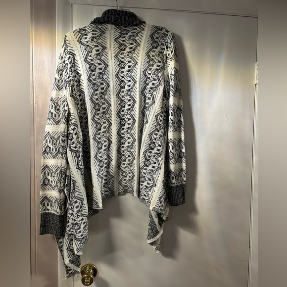 Open front cardigan sweater - Picture 2 of 3